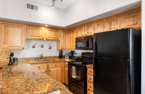 Mesquite Condo | Sunrise Vistas by J & Amy