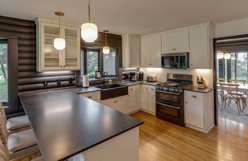 Brainerd Apartment | Sunroom-Game room- Family Room- Kayaks, Games, Water Toys, Beach & Dock!