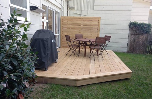 Ohope Apartment | Sunseeker Apartment 1 minute walk to Ohope Beach