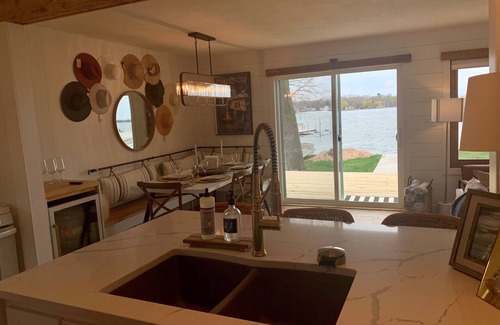 Forest Lake Cottage | Sunset Circle West facing waterfront Cottage