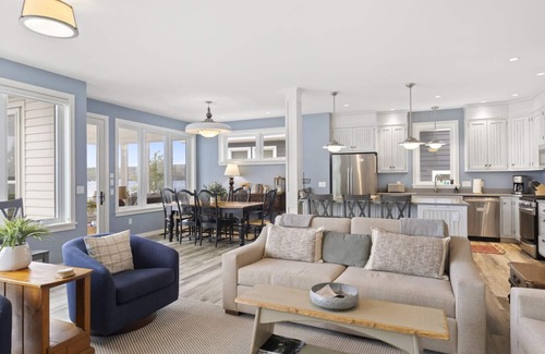 Beulah House | Sunset Dreams on Crystal Lake