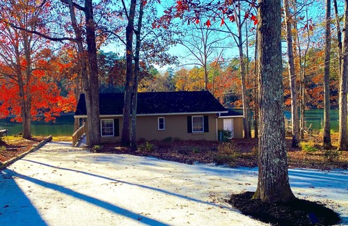 Prosperity House | Sunset Gem private dock & boat ramp on Lake Murray