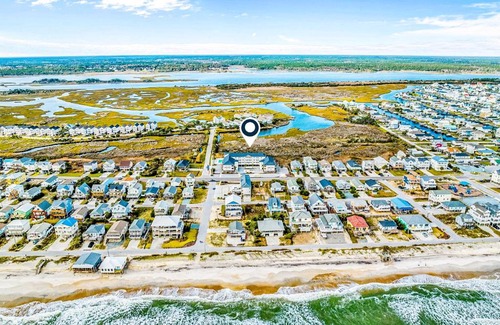Surf City Apartment | Sunset Haven
