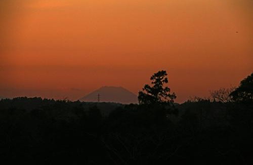 Isumi Villa | Sunset Lake Retreat, Isumi Terrace