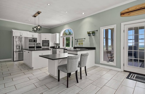 Cape Charles House | Sunset on the Rocks - Luxurious beachfront comfort!