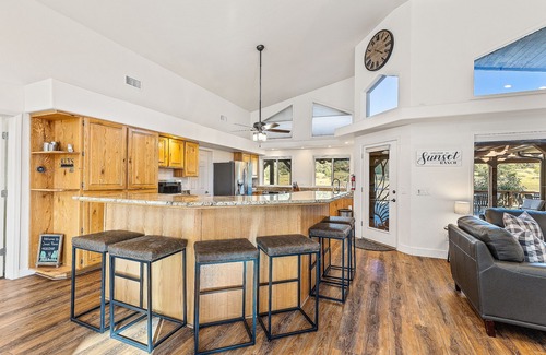 Flagstaff House | π
 Sunset Ranch π
 Views Views Views with Private Pickelball Court