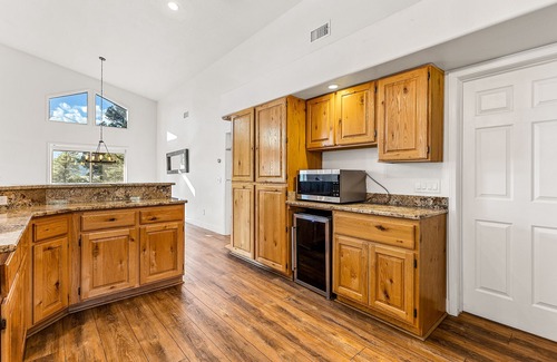Flagstaff House | π
 Sunset Ranch π
 Views Views Views with Private Pickelball Court