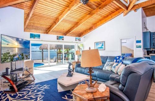 Big Pine Key House | Sunset Retreat