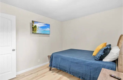 La Presa House | Sunset San Diego (Heated Pool House/Spa/LakeViews)