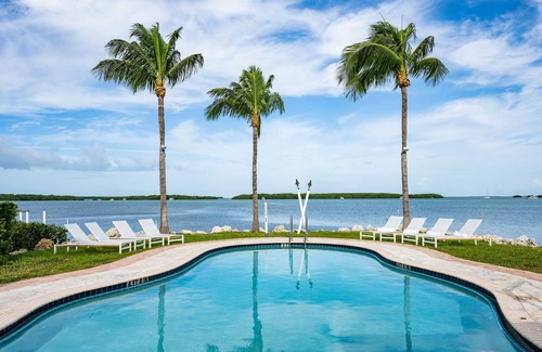 Upper Matecumbe Key House | Sunset Views and Serenity! Outdoor Pool, Free Parking, Near Hurricane Monument