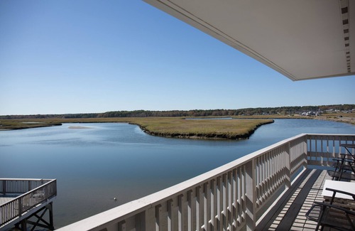 Wells Beach House | Sunset Views over Rachel Carson Preserve. Relax steps from Wells Beach.