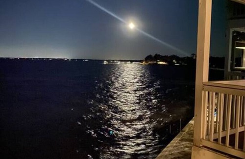 Innerarity Townhomes House | Sunsets and Serenity on Perdido Bay- 2 Kayaks+Pool
