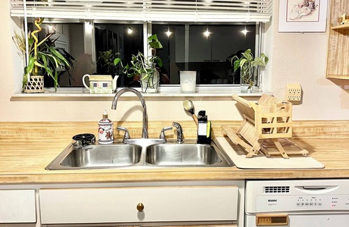 North Port House | Sunshine Hideawayn6 mins to Warm Mineral Springs