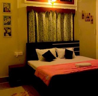 Sualkuchi House | Sunshine Homestay