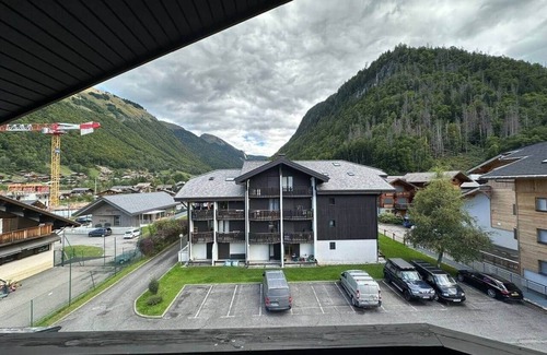 Montriond Apartment | Super 4-person studio with balcony and mountain view