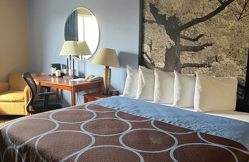 Adrian Hotel | Super 8 by Wyndham Adrian