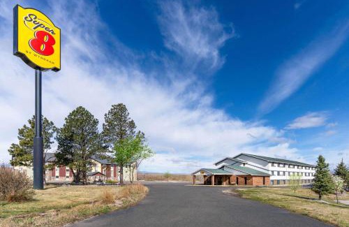 Cheyenne Hotel | Super 8 by Wyndham Cheyenne WY