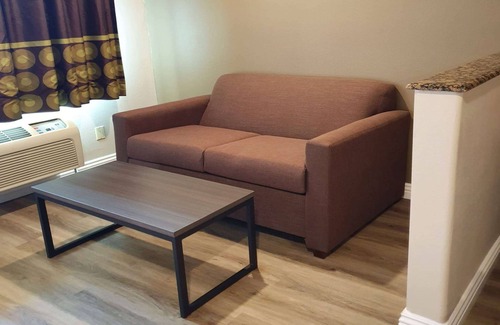 Cypress Hotel | Super 8 by Wyndham Cypress Buena Park Area