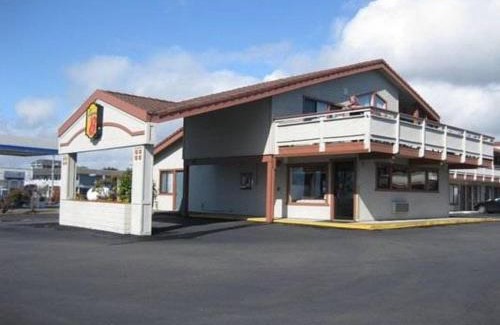 Fort Bragg Hotel | Super 8 by Wyndham Fort Bragg