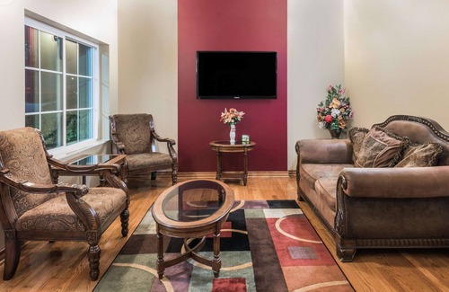 Fossil Creek Hotel | Super 8 by Wyndham Fort Worth North