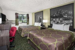 Independence Hotel | Super 8 by Wyndham Independence Kansas City