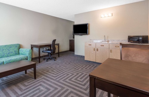 La Grande Hotel | Super 8 by Wyndham LaGrande