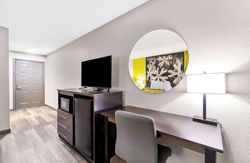 Paragould Hotel | Super 8 by Wyndham Paragould