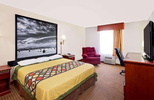 Plainview Hotel | Super 8 by Wyndham Plainview