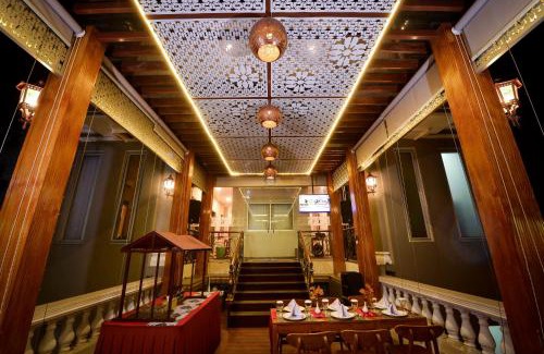 Surakarta Hotel | Super 8 by Wyndham Solo