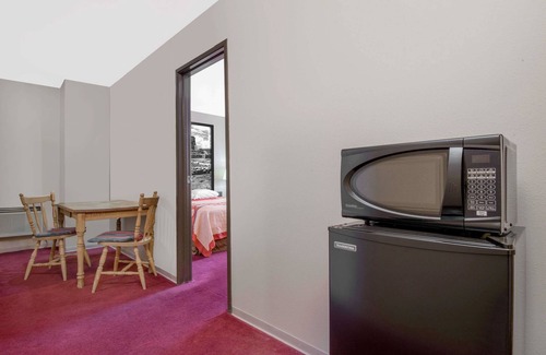 Taos Hotel | Super 8 by Wyndham Taos