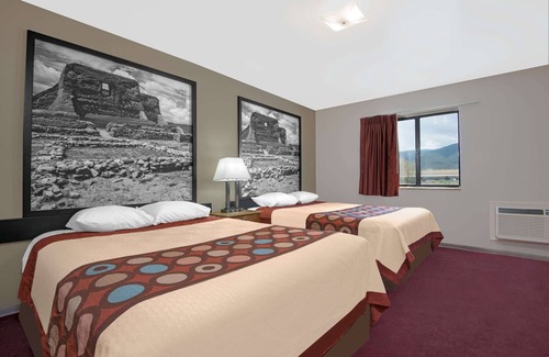 Taos Hotel | Super 8 by Wyndham Taos