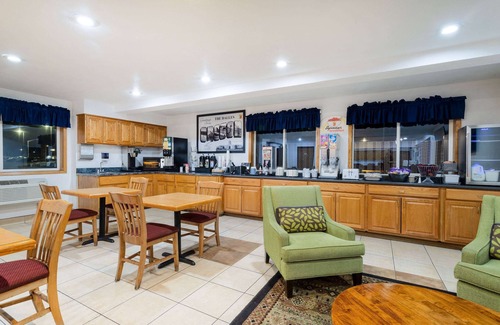 The Dalles Hotel | Super 8 by Wyndham The Dalles OR