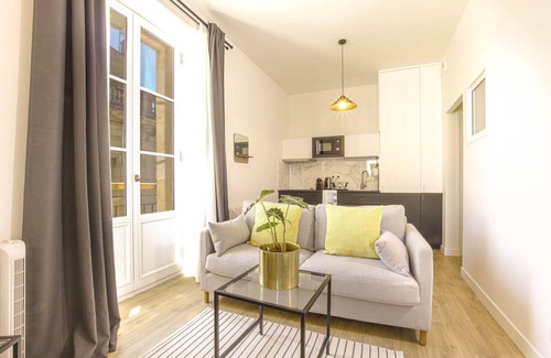 Bordeaux City Centre Apartment | Super apartment in hypercentre for 4 people