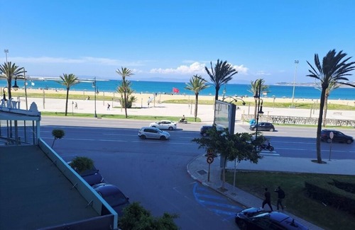 Tangier Apartment | Super Appartement Collé à la Plage.vue sur les Baignants