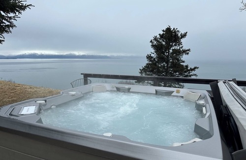 Homer Cabin | Super Cub Cabin - Cozy retreat with bay views, a shared hot tub, and fire pit!