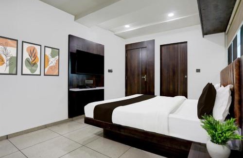 Ahmedabad Hotel | Super Hotel O Nana Chiloda Near Airport Formerly Green Valley