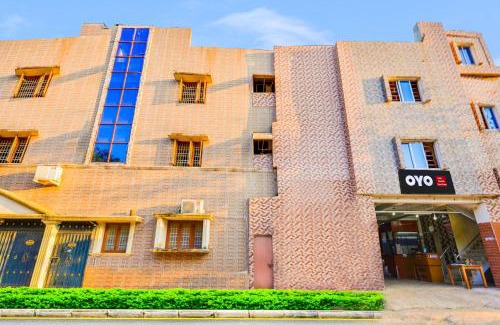 Pondicherry Hotel | Super Hotel O Sharmila Guest House