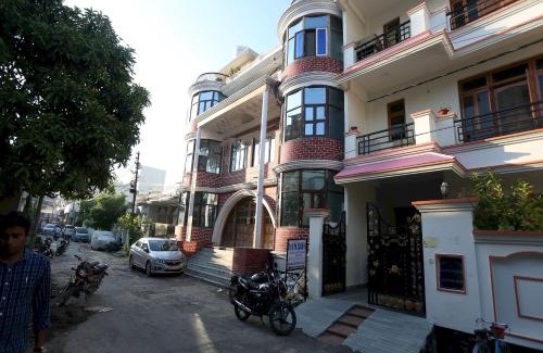 Gorakhpur Hotel | Super Hotel O Tulip Inn
