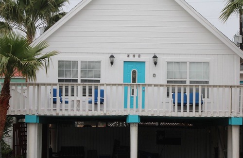 South Padre Island House | SUPER LOCATION, MIDDLE OF THE ISLAND