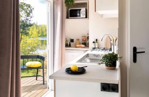 Porto-Vecchio Ski Chalet | Super mercure 3 -Chalet-Family-Ensuite with Shower
