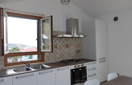 Briatico Apartment | super Penthouse just 50m from the beach