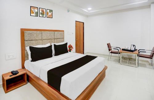 Warangal Hotel | Super Townhouse Oak Public Garden Hanamkonda Formerly Vishnu Grand