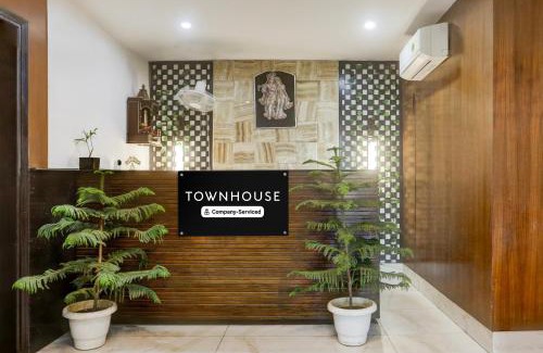 Sushant Lok Hotel | Super Townhouse Sushant Lok Phase 1 Formerly Hotel Neven