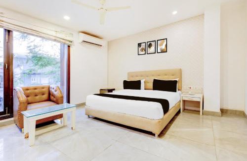 DLF Phase 3 Hotel | Super Townhouse T Block Sector 24