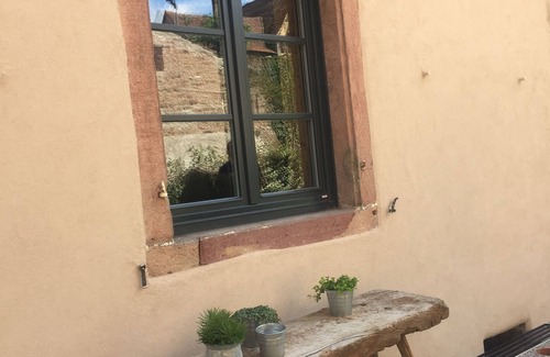 Epfig Apartment | Superb 18th century farmhouse, in the heart of the vineyard.