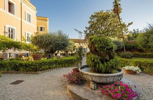Campitelli Apartment | Superb 1BR Suite Near Capitoline Museums