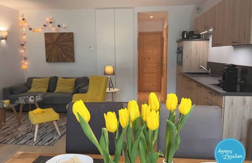 Echarvines Apartment | Superb 4* apartment near the lake and mountain view