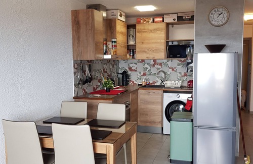 Thollon-les-Memises Apartment | SUPERB APARTMENT. T2 3 ETOILES THOLLON LES MEMISES, SKI SLOPES, LAKE VIEW