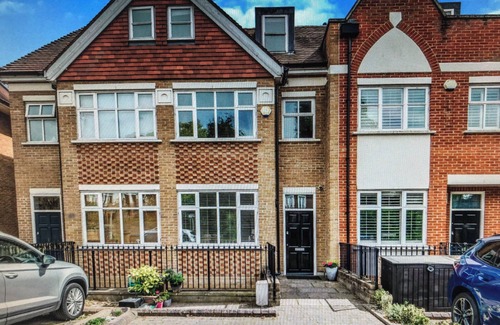 Wimbledon House | Superb contemporary house with parking close to Wimbledon Common
