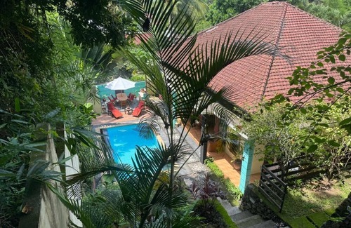 Senggigi Villa | Superb Family Friendly Villa With Pool and Only 500 Metres From Beach